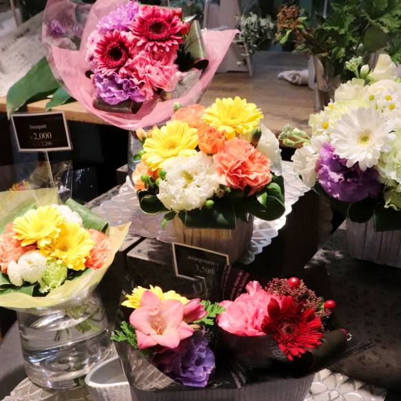 「花門フラワーゲート本店」　（東京都中央区）の花屋店舗写真2